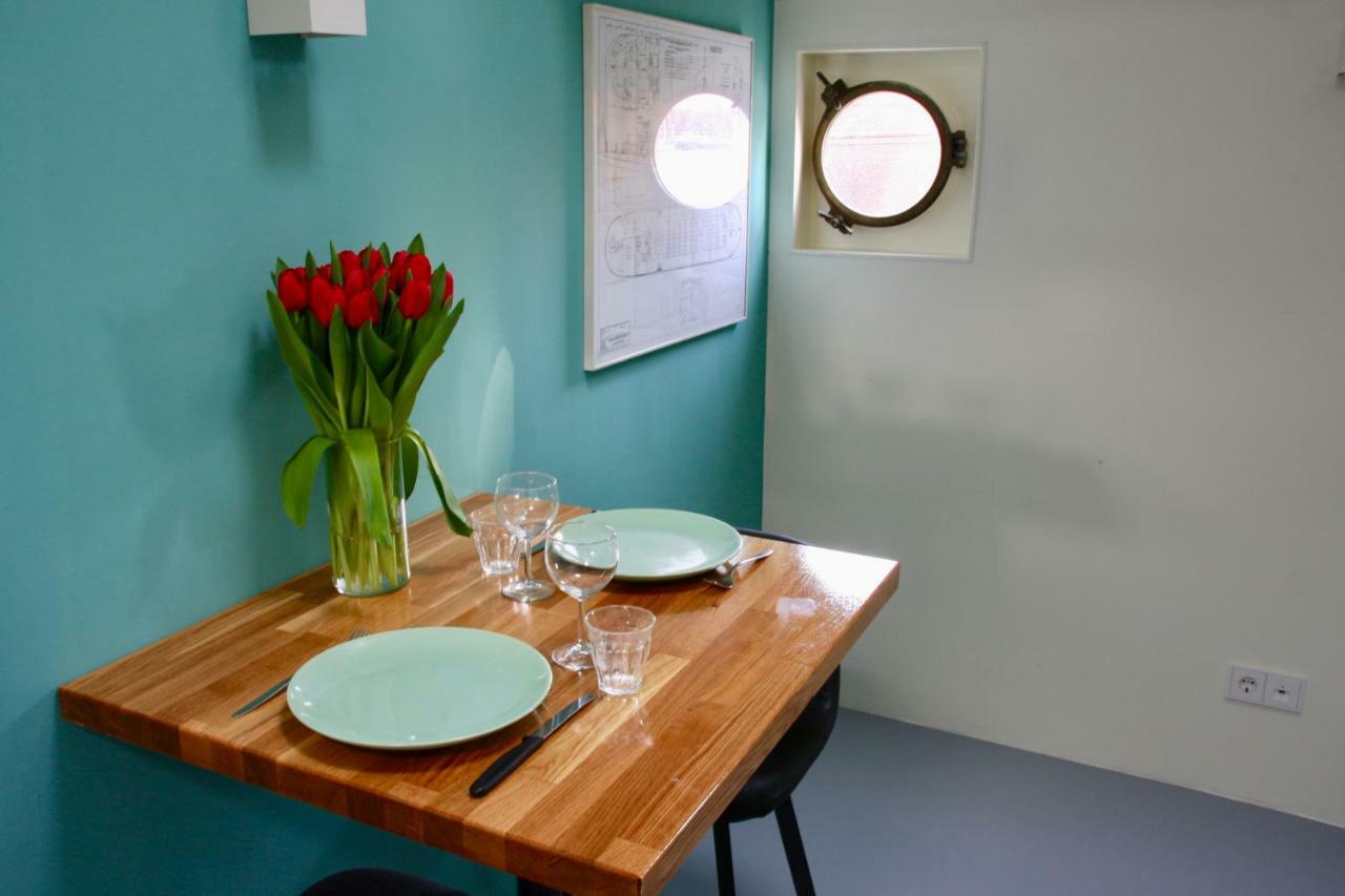 Sailor Suite Coaster Mado Amsterdam Exteriör bild