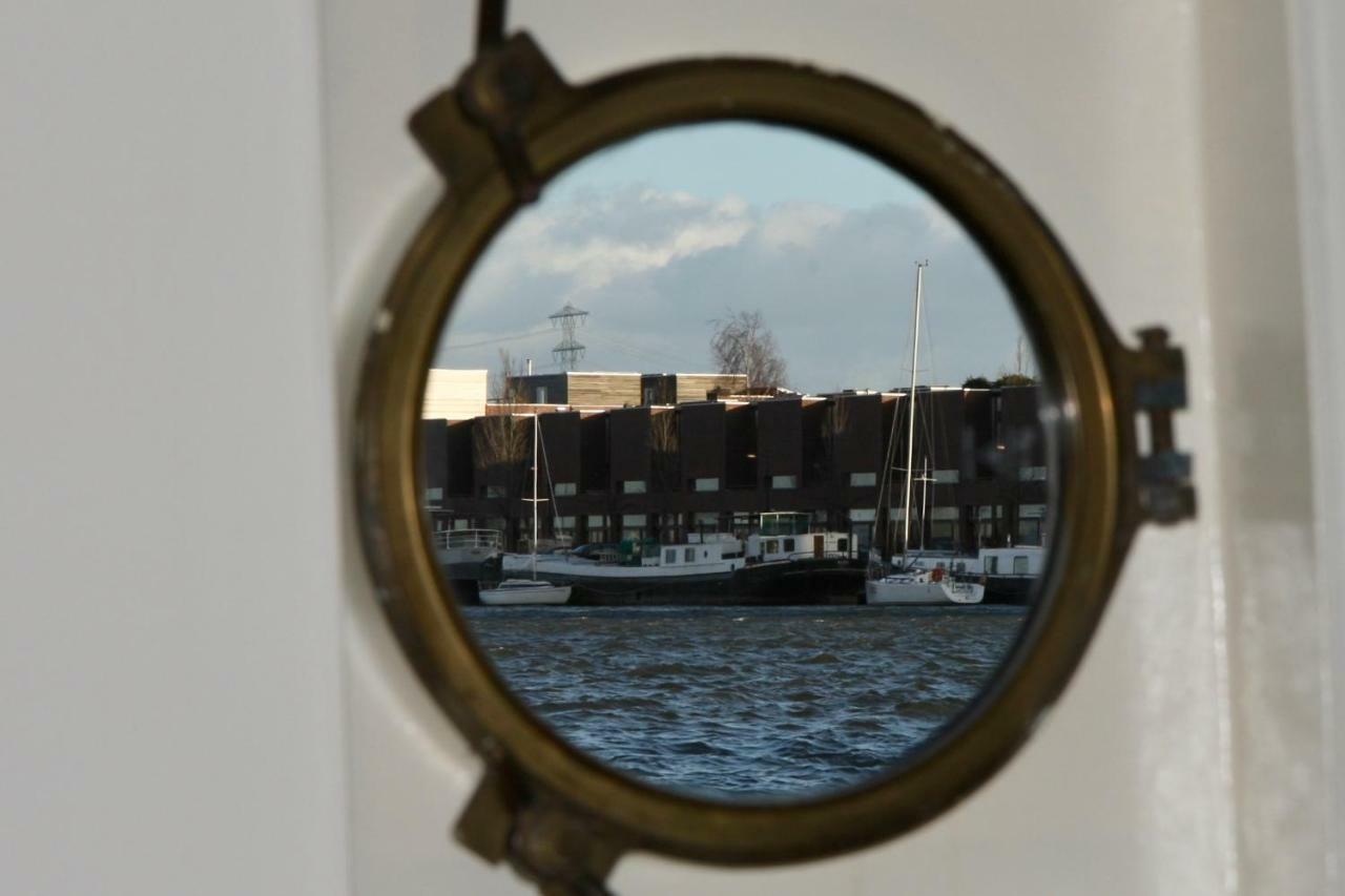 Sailor Suite Coaster Mado Amsterdam Exteriör bild
